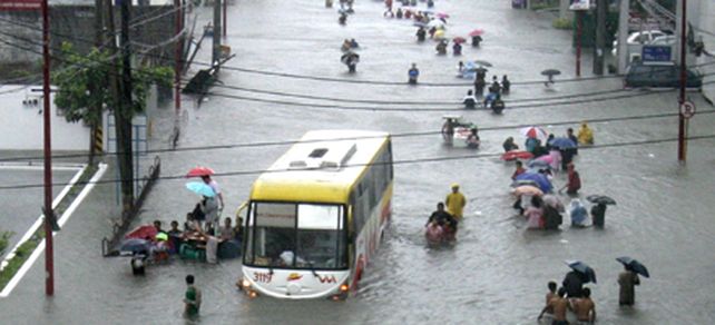El hurac&aacute;n Ketsana caus&oacute; 144 muertos y graves inundaciones en Filipinas