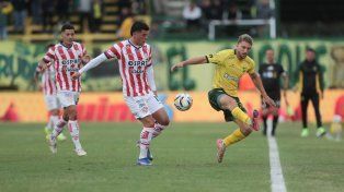 Unión quedó al límite en la Zona A tras la caída en Varela y se juega todo en el cierre
