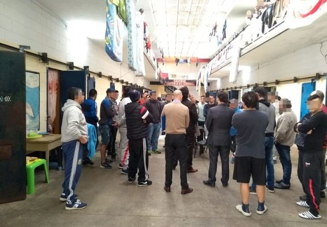 Constatan falta de agua, filtraciones y otros problemas edilicios en la cárcel de Coronda