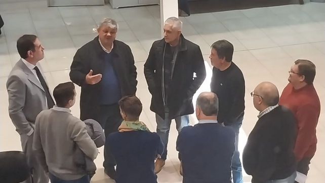 Festram y representantes de intendentes y presidentes comunales acordaron la paritaria 