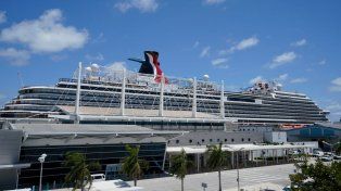 Lo acusan de matar a su hermanastra en un crucero