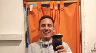 Gastón Schneider, hijo de Claudio Pájaro Cantero y hermano de Uriel Luciano Cantero.