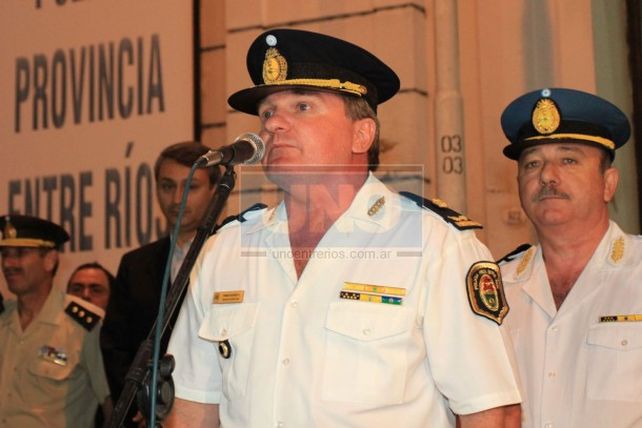 Confuso episodio y denuncias cruzadas entre policía y una prostituta