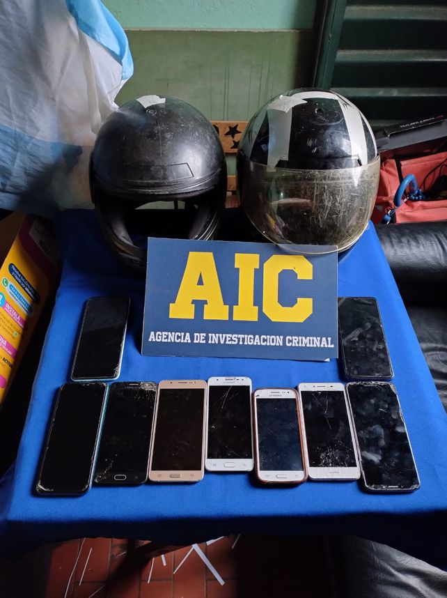 Varios celulares fueron secuestrados en diversos operativos