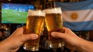 La final del Mundial y el Día del Amigo impulsan las expectativas en los bares santafesinos: esperan un récord de reservas y una semana de festejos