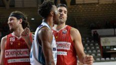 Con 40 años, Luifa marcó 29 puntos (8-16 en dobles, 2-4 en triples, 7-9 en libres), capturó 5 rebotes, recuperó 2 balones y otorgó una asistencia, en 29 minutos en cancha. Con 40 años, Luifa marcó 29 puntos (8-16 en dobles, 2-4 en triples, 7-9 en libres), capturó 5 rebotes, recuperó 2 balones y otorgó una asistencia, en 29 minutos en cancha.
