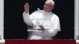 Para Francisco, las riquezas hacen que “la Iglesia envejezca” y “no tenga vida”