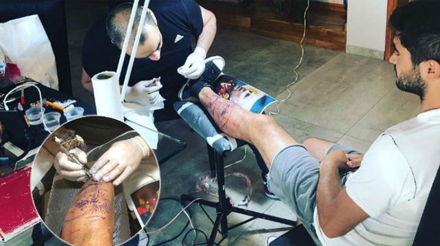 El llamativo tatuaje del hijo de Sampaoli