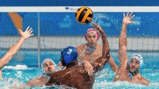 El seleccionado argentino de Waterpolo debutó en Santiago 2023 con una contundente victoria frente a Cuba por 20 a 4.
