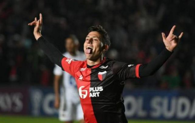 La dirigencia de Colón confía en extender el vínculo con Tomás Chancalay.