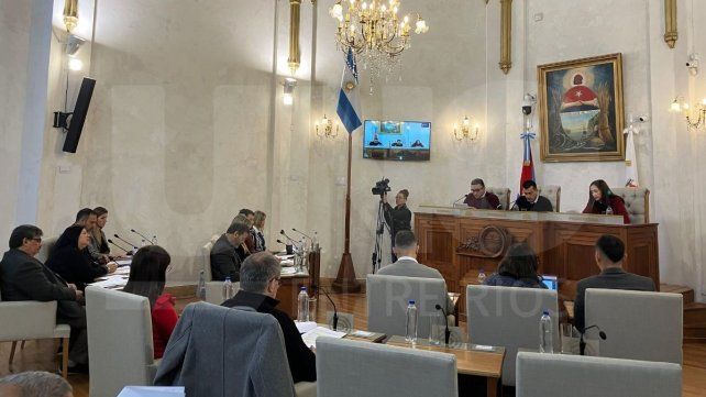 Paraná: se aprobó el uso de UBER y otras plataformas electrónicas