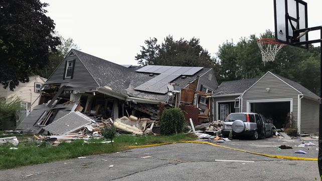 Pánico y fuego en Massachusetts tras una cadena de explosiones de gas