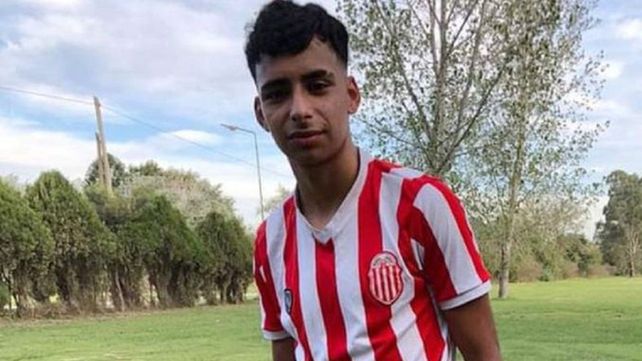 Lucas fue herido por los policías luego de haber salido de entrenar en el club Barracas Central.&nbsp;