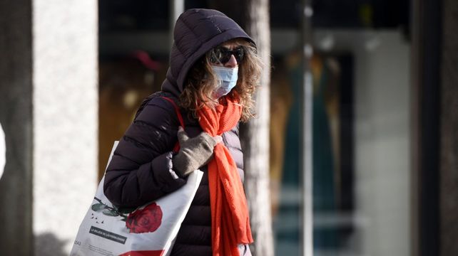 Las lluvias de anoche y la rotación del viento vuelven a traer el frío. Pare este jueves se espera una máxima de 17 grados.&nbsp;