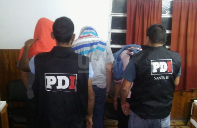 Los detenidos durante los allanamientos realizados en la jornada del sábado