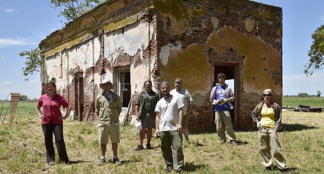 Hughes, el pueblo que reescribe su historia