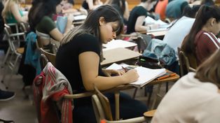 La huelga en la UNR coincide con las evaluaciones finales en varias facultades.