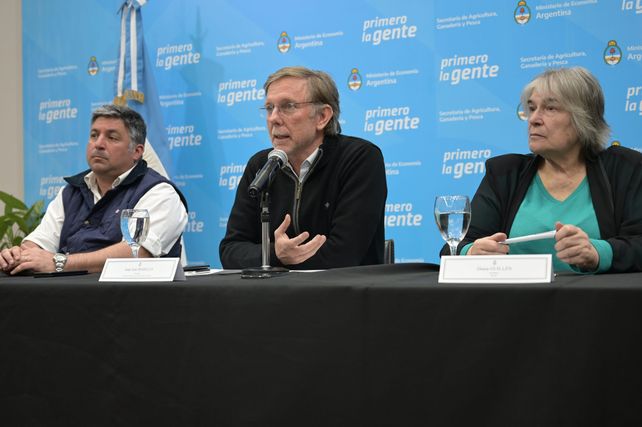 Investigadores del INTA desarrollaron la primera cepa vacunal contra la leucosis bovina