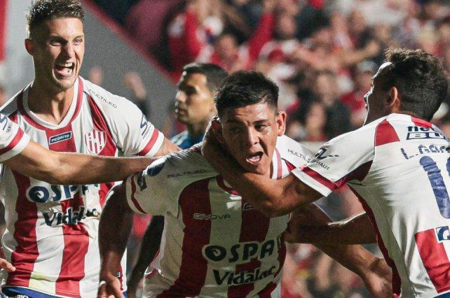 Unión tiene tiempo hasta el 15 de diciembre para hacer uso de la opción por el 80% de la ficha de Diego Armando Díaz.