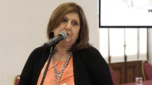 Adriana Cantero, ministra de Educación de la provincia.