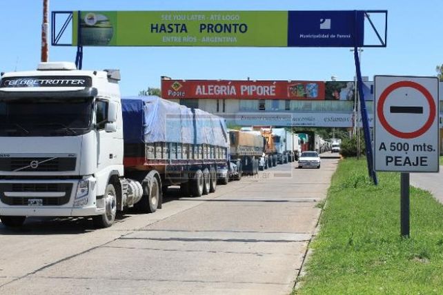 Camioneros entrerrianos a favor del paro