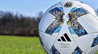La AFA presentó la nueva pelota.