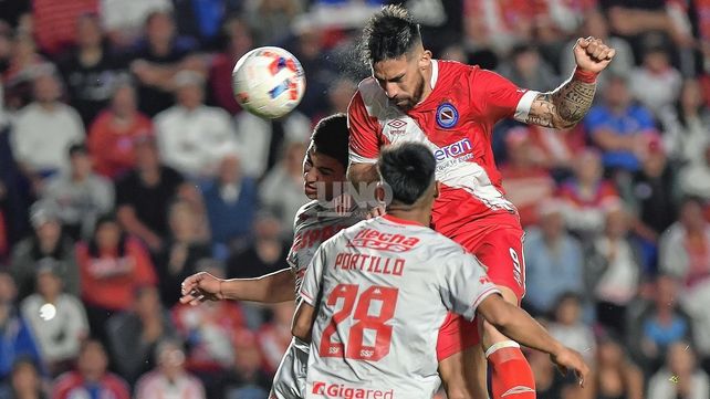 El minuto a minuto del duelo entre Argentinos y Unión