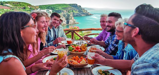 Las salidas grupales son una gran opción al momento de hacer un viaje y conocer gente nueva con quien compartir momentos. 