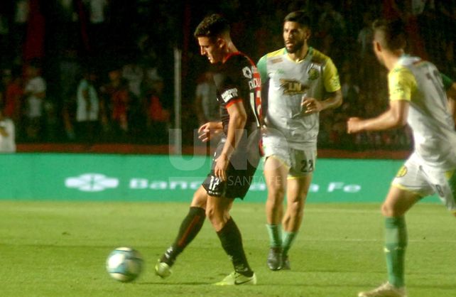 San Lorenzo estaría interesado en Tomás Chancalay de Colón