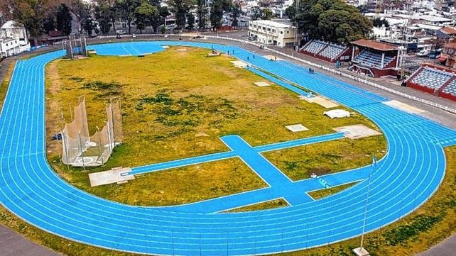 En Rosario se disputará un torneo que servirá para inaugurar la renovada pista de solado sintético.