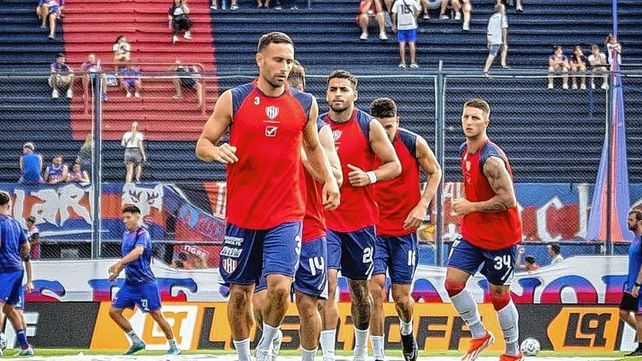 Unión perfila el equipo con variantes y cambio de esquema