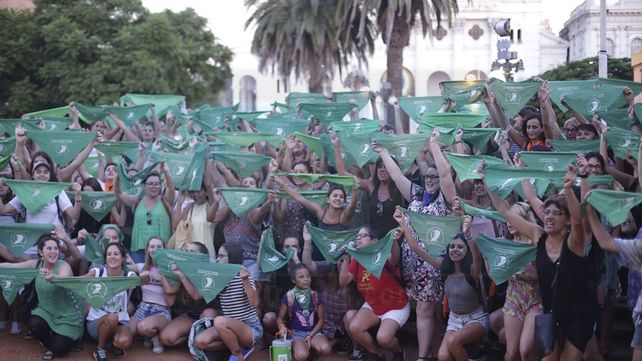 Los pañuelos verdes volvieron a la calle por el aborto legal