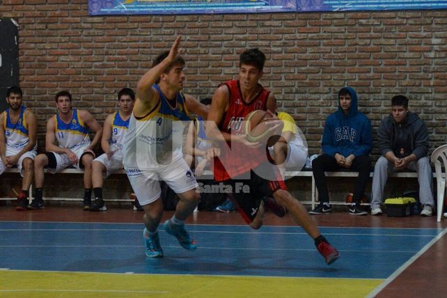 Con un adelanto en el ascenso, arranca la fecha de los Clásicos