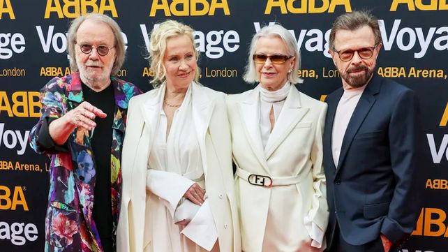 ABBA estrenó su nuevo espectáculo de hologramas