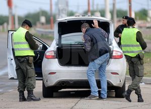 Primer día de Gendarmería, con operativos de saturación en Yapeyú y Santa Rosa de Lima