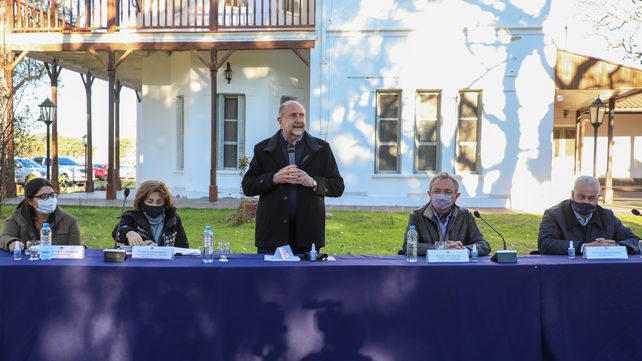 El gobernador lanzó el programa Carnes Santafesinas 2000 desde la estancia Las Gamas