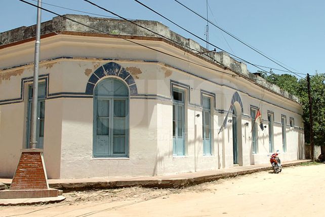 Armas secuestradas y cinco detenidos en diferentes allanamientos en Colastiné