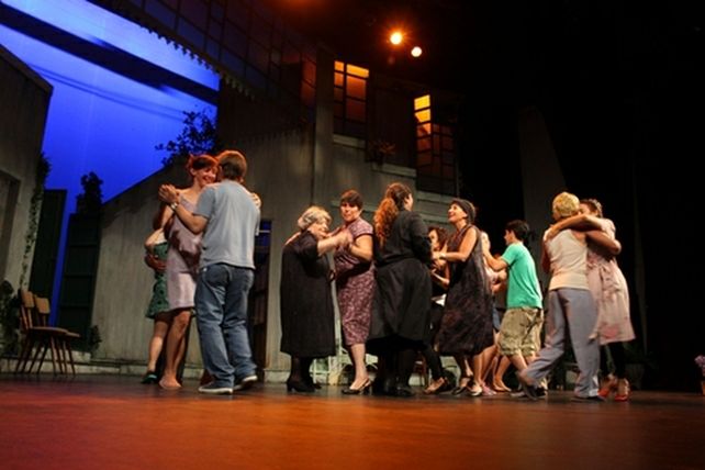 Puesta. Ensayo de Esperando la carroza en el teatro Auditorium marplatense.