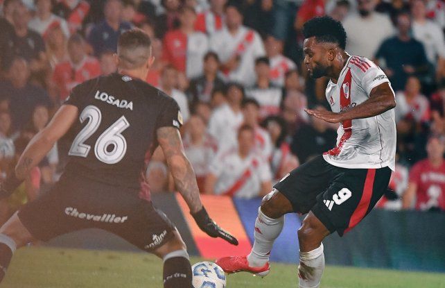 River le ganó a Lanús y es escolta de Central en el Grupo B