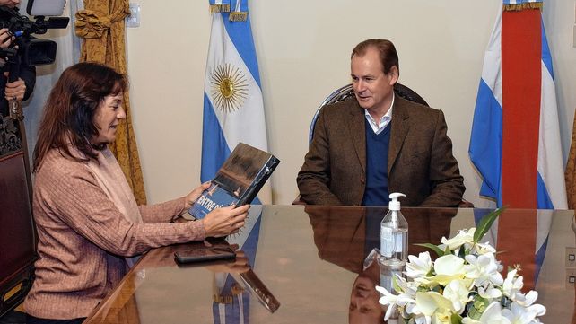 Gustavo Bordet recibió a Vilma Ibarra en Casa de Gobierno
