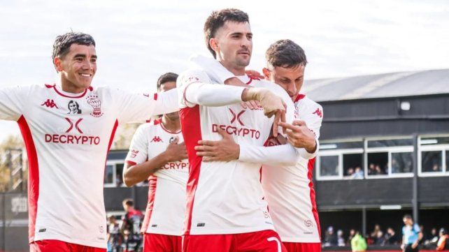 Huracán ganó con autoridad frente al Guapo.