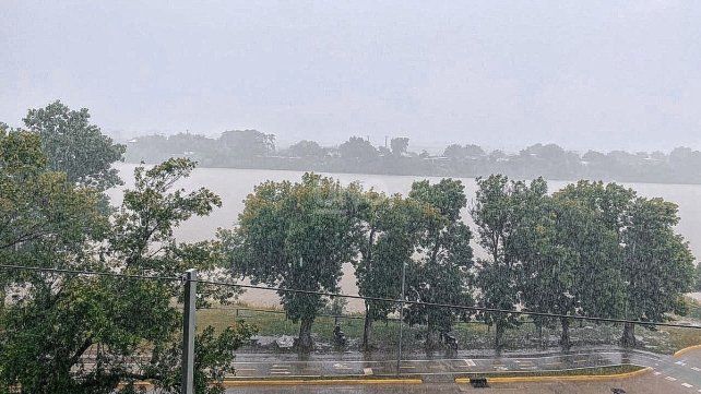 Sigue el mal tiempo: emitieron un alerta por tormentas fuertes para este domingo por la tarde en Santa Fe