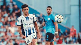 Un ex-Newells colgado por Sampaoli vuelve a entrenar con el plantel por decisión del club