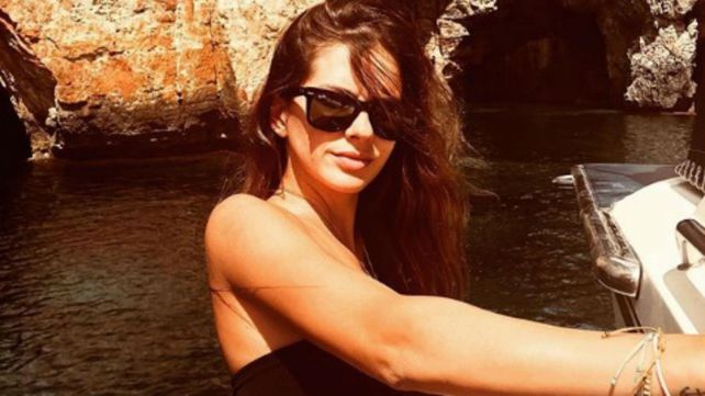 Arde Instagram: las sensuales fotos de la China Suárez en Menorca