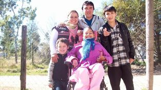 Ayudemos a Oriana, la meta que unió a dos barrios del sur