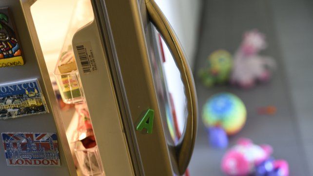 El ayuno intermitente no se trata de una dieta en sí misma, aunque puede ayudar a bajar de peso. En la práctica, implica algo muy simple: no comer durante un período cada día o semana.