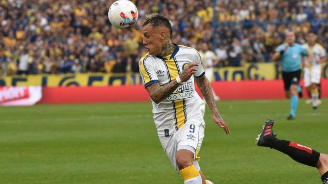 Chance. Russo le dio continuidad a Candia como titular en la pretemporada en Chile: jugó los tres amistosos.