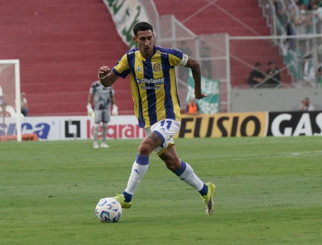 A los 38 años, Di María es un ejemplo de la entrega. Jugó como titular todos los partidos que lleva el Canalla en 2026.