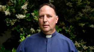El sacerdote Marcelo Porrini es delegado de la Pastoral de la Salud y coordina el Servicio Sacerdotal de Urgencia.