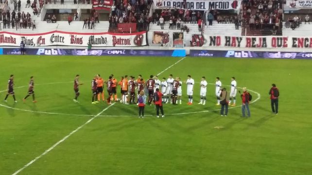 El Rojinegro volvió a pisar en falso